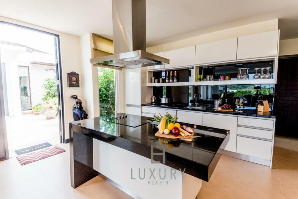 5 Bedroom Amazing Pool Villa In Resort Ts1 Huahin Kültér fotó